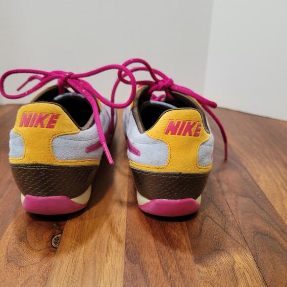 Nike Gray and Pink Suede Leather Athletic Shoes Sneakers Size 7 - Picture 6 of 9